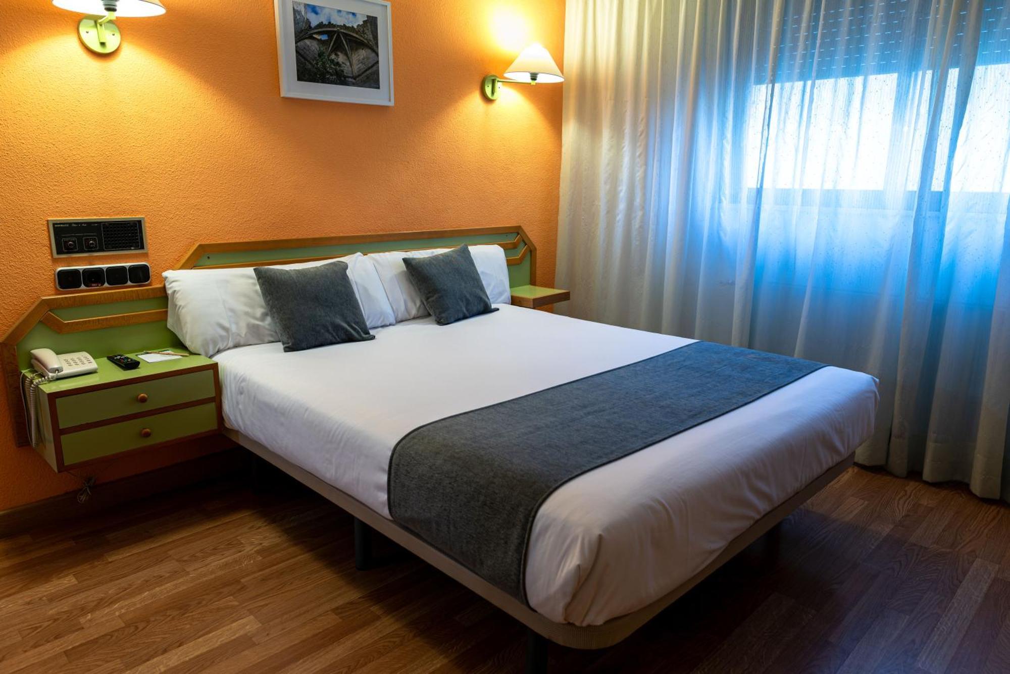 Hotel Alda Guijuelo Zewnętrze zdjęcie