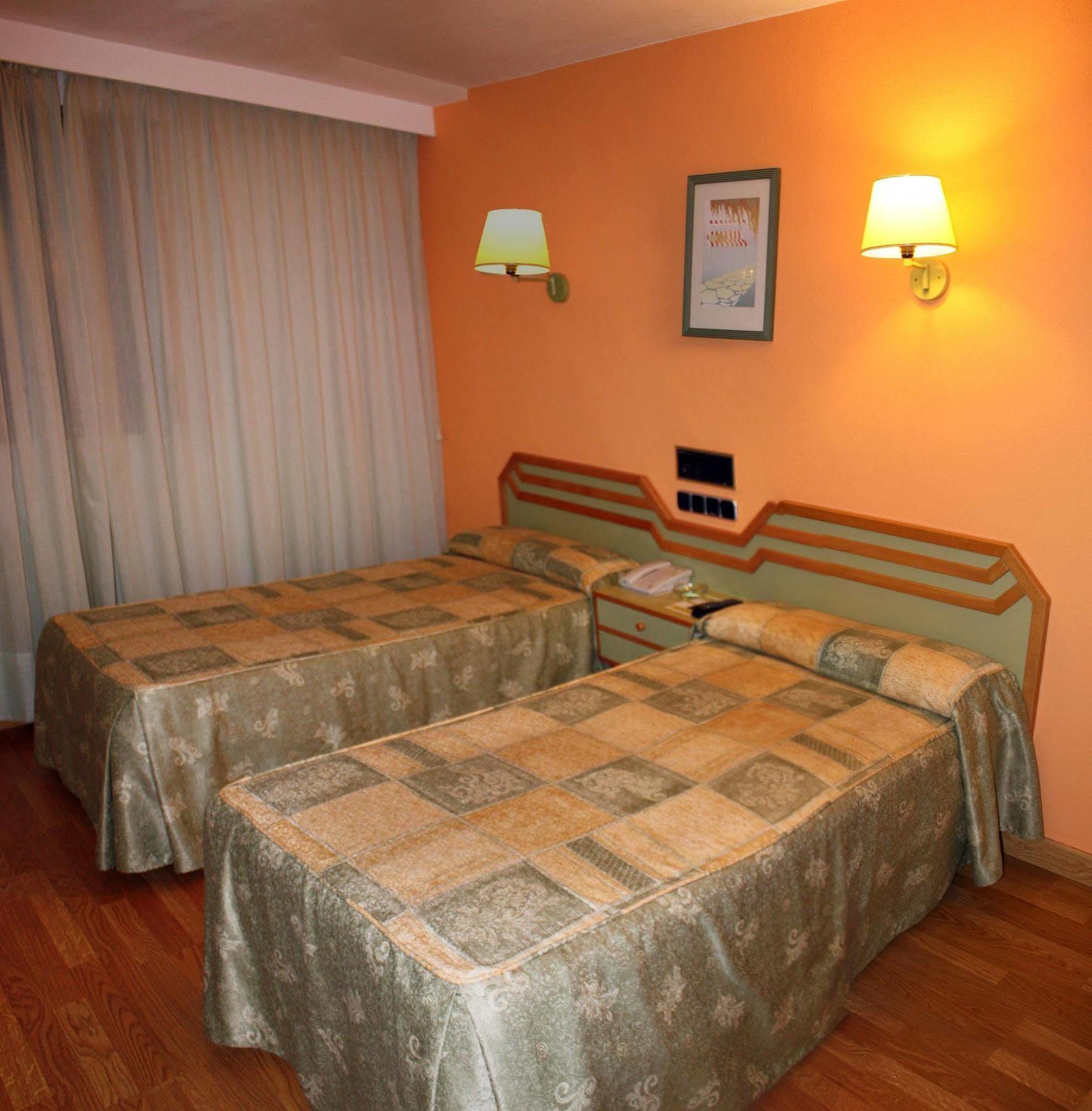 Hotel Alda Guijuelo Zewnętrze zdjęcie